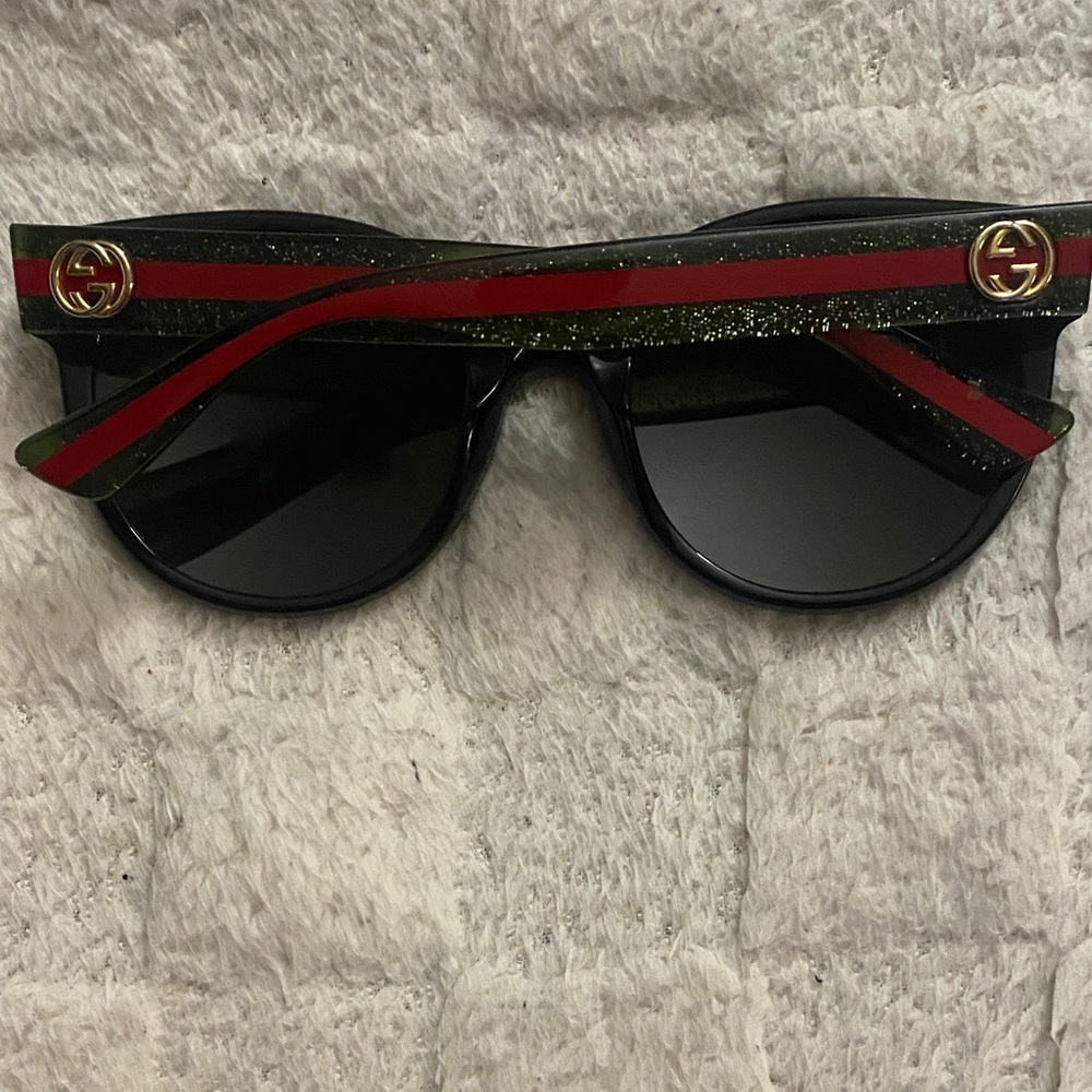 Gucci Black Sunglasses with Red and Green Stripes
